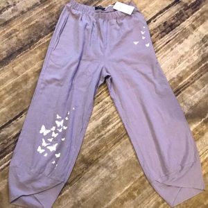 NWT Cropped pants